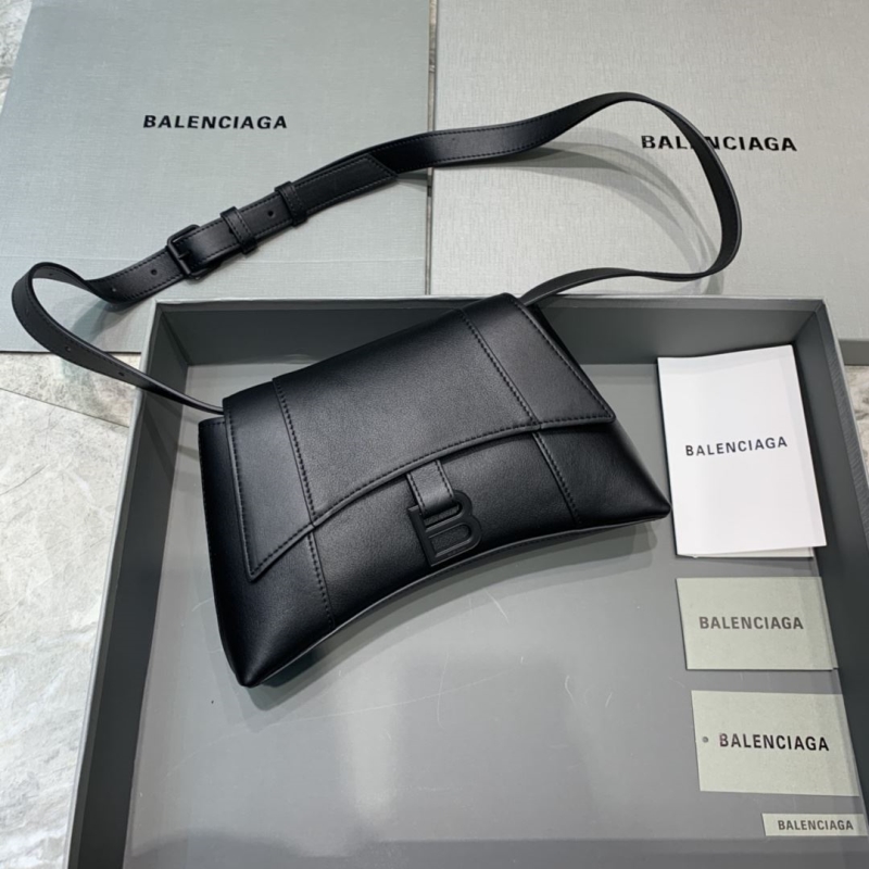 Ba*len*cia*ga hourglass bags